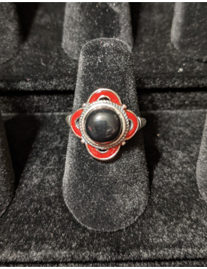 Medieval Ring - 8mm Onyx, Red Enamel and Silver - Adjustable